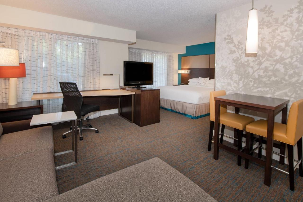 Residence Inn By Marriott Jacksonville Butler Boulevard Экстерьер фото