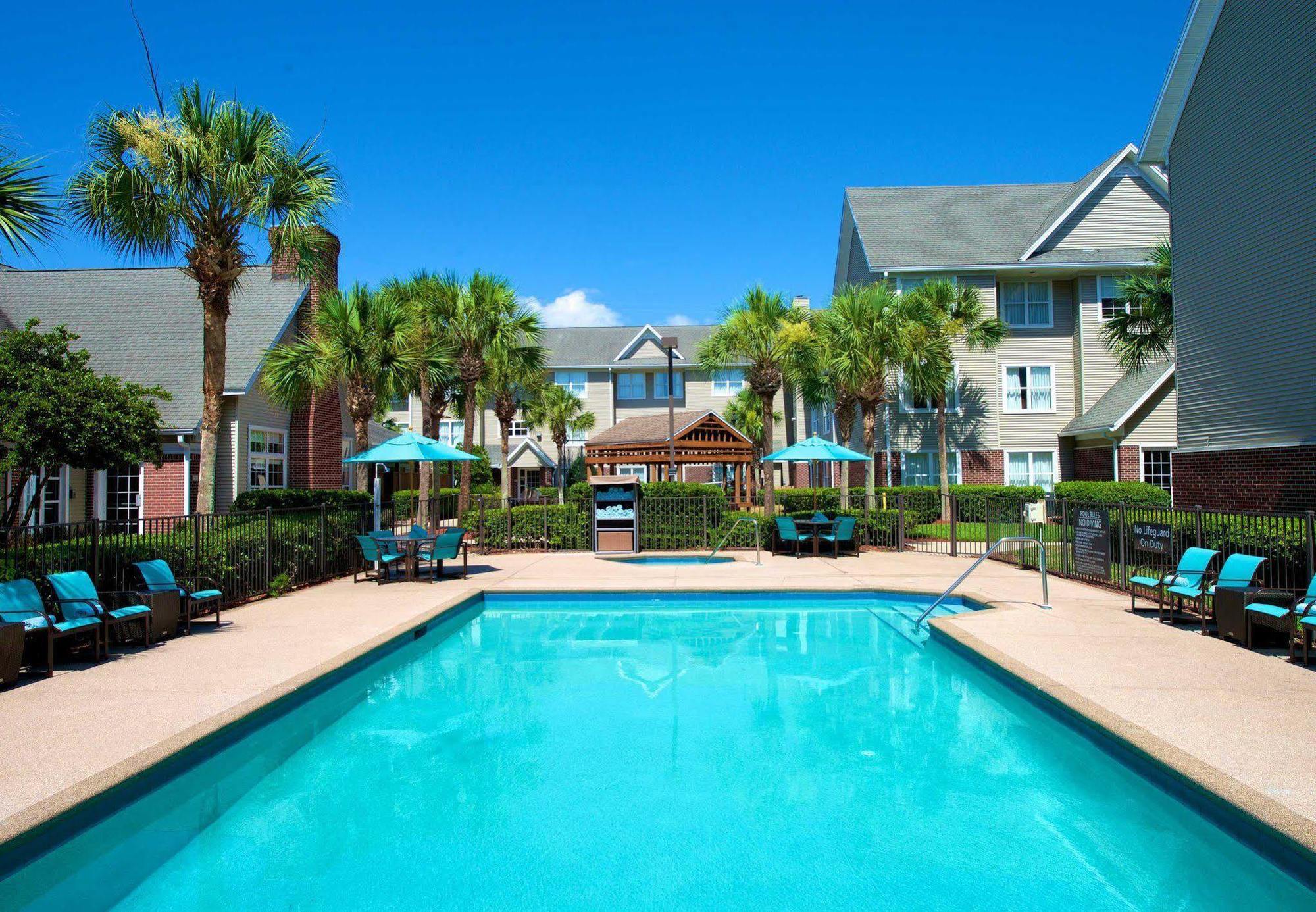 Residence Inn By Marriott Jacksonville Butler Boulevard Экстерьер фото