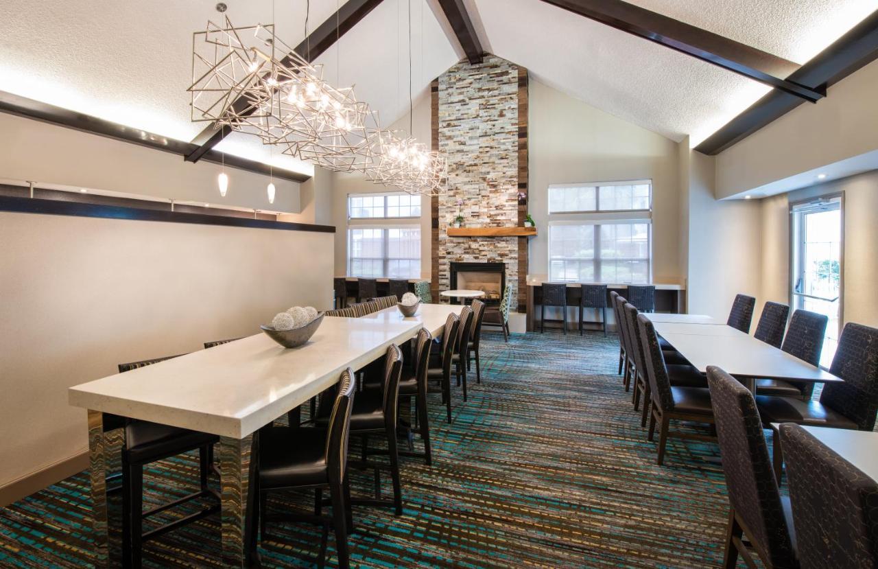 Residence Inn By Marriott Jacksonville Butler Boulevard Экстерьер фото